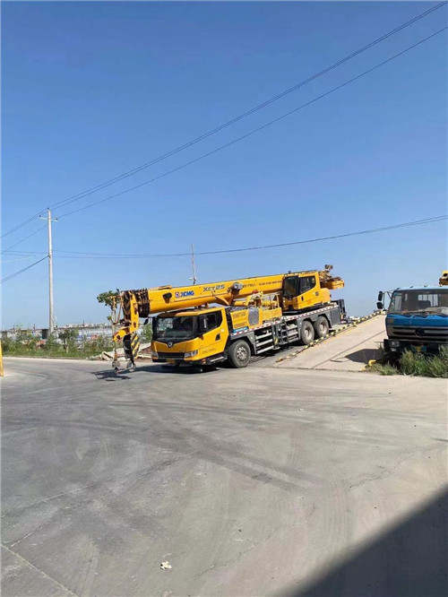 阿合奇县吊车作业时，可能会产生哪些额外收费项目？