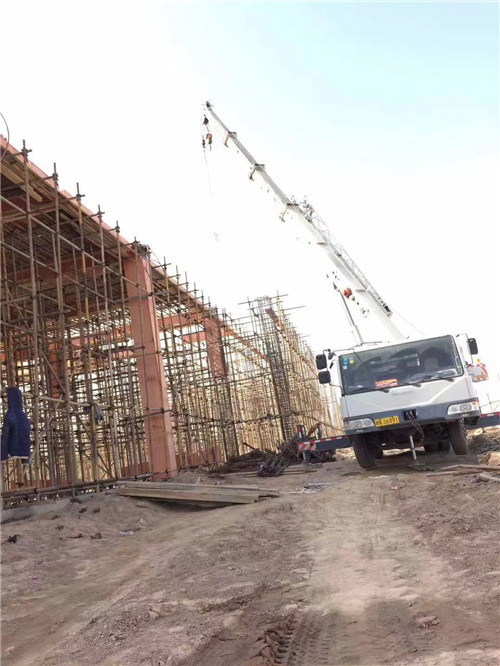 阿合奇县吊车作业的安全注意事项有哪些？